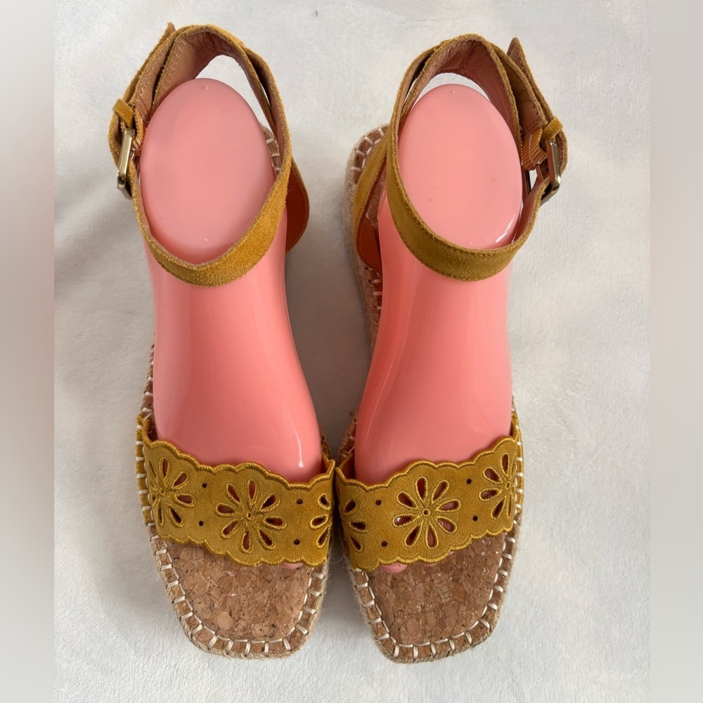 Crown Vintage Daffodil Mustard Suede Espadrille Wedge Sandals Size 10 - Picture 3 of 8